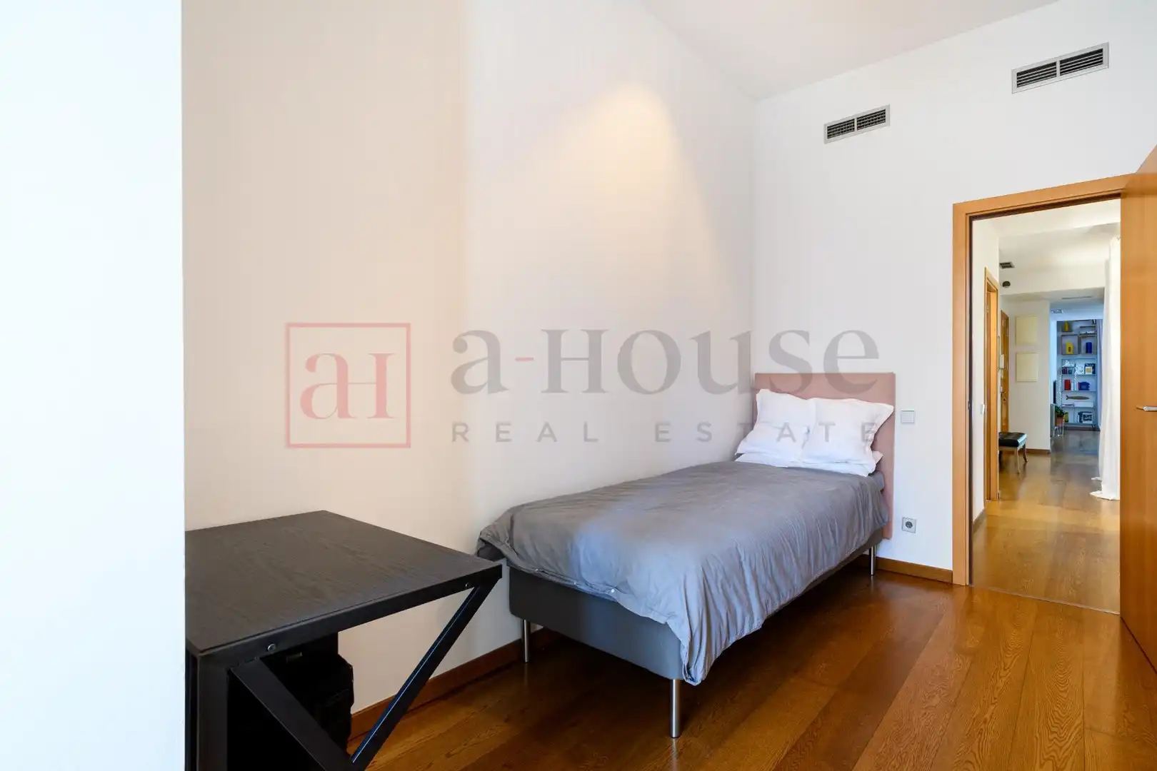 Piso con terraza en venta en Carrer de Girona, imagen 22