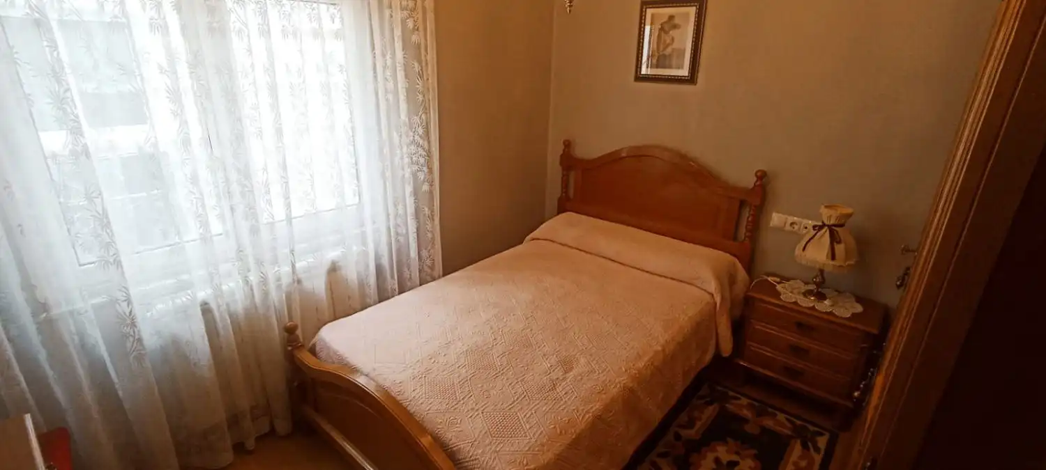 Habitación de Piso en venta en Gijón  con Calefacción