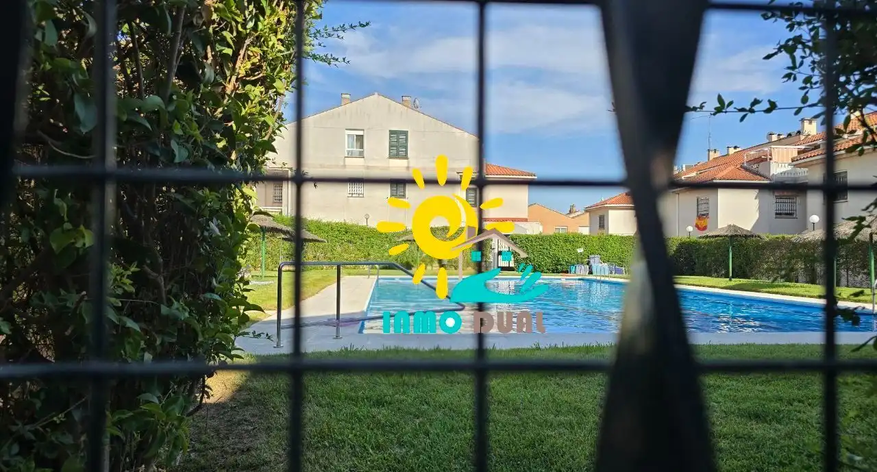 Reihenhaus mit Pool zur Miete in CASTILLO DE ZALAMEA