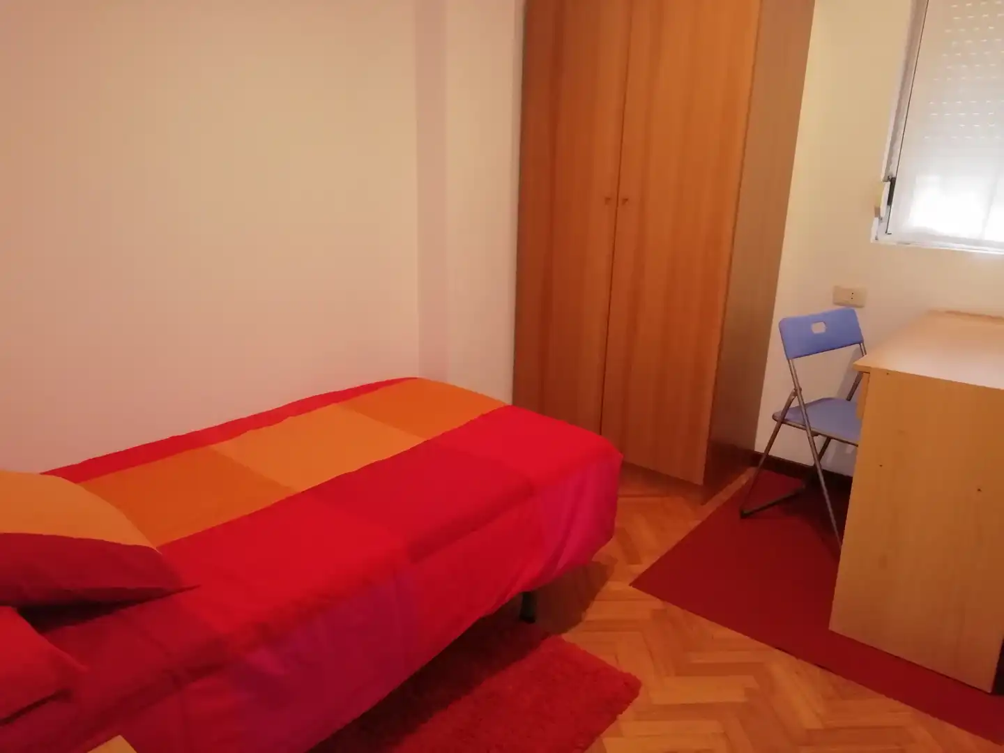 Habitación de Piso de alquiler en Lugo con Calefacción, Parquet y Amueblado