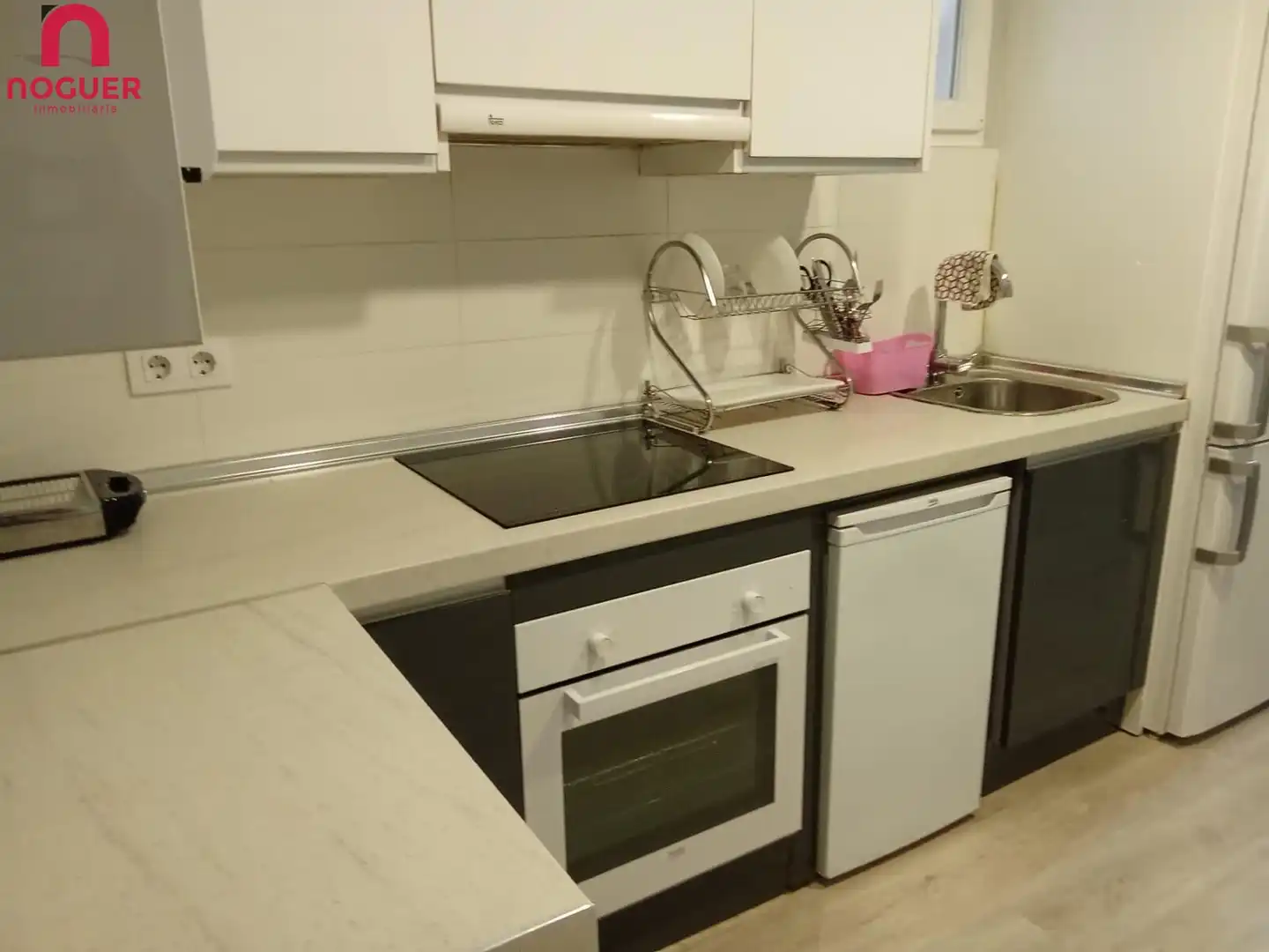 Küche von Wohnung zur Miete in Córdoba mit Heizung und Möbliert