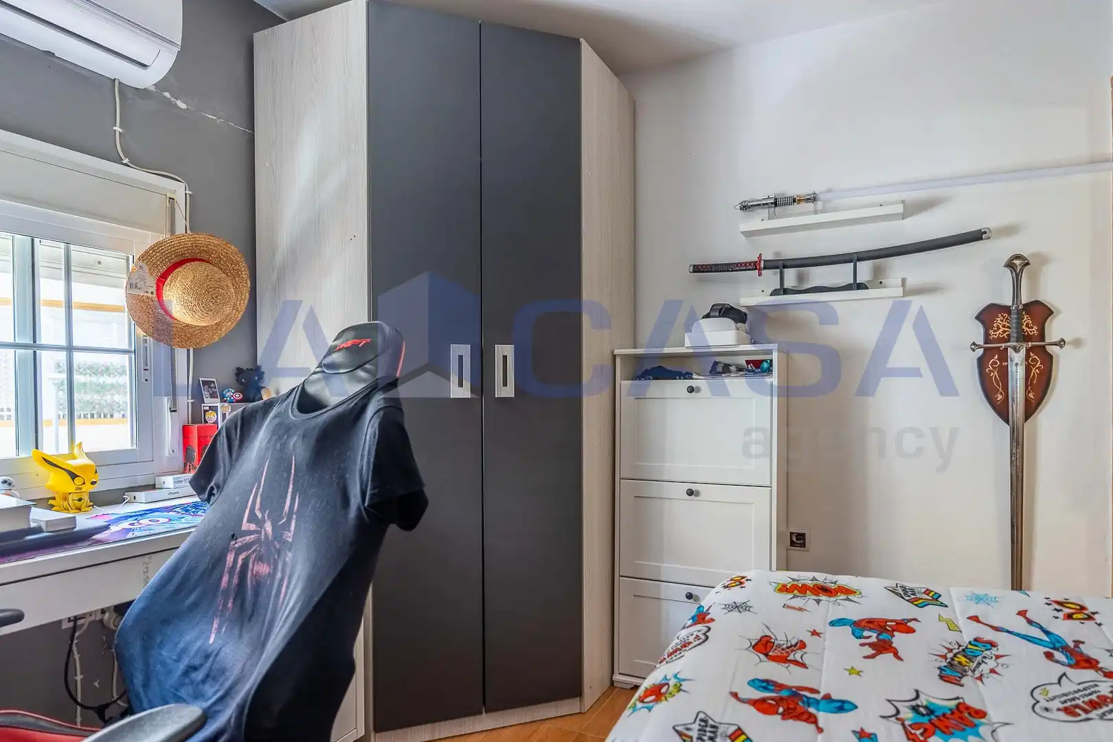 Bedroom of Flat for sale in Sevilla