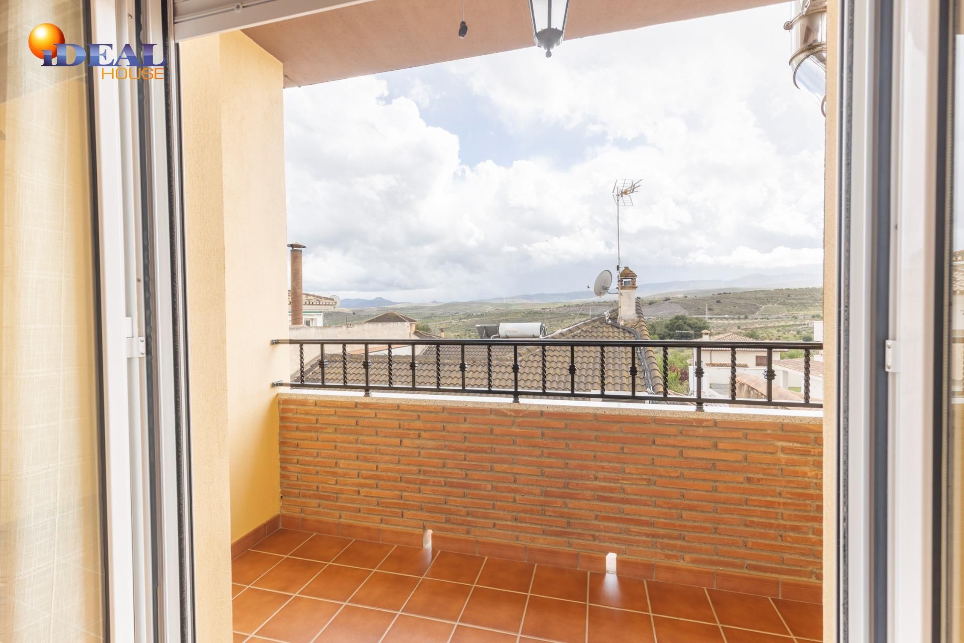 Casa adosada en venda a Calle Málaga, 23, Padul