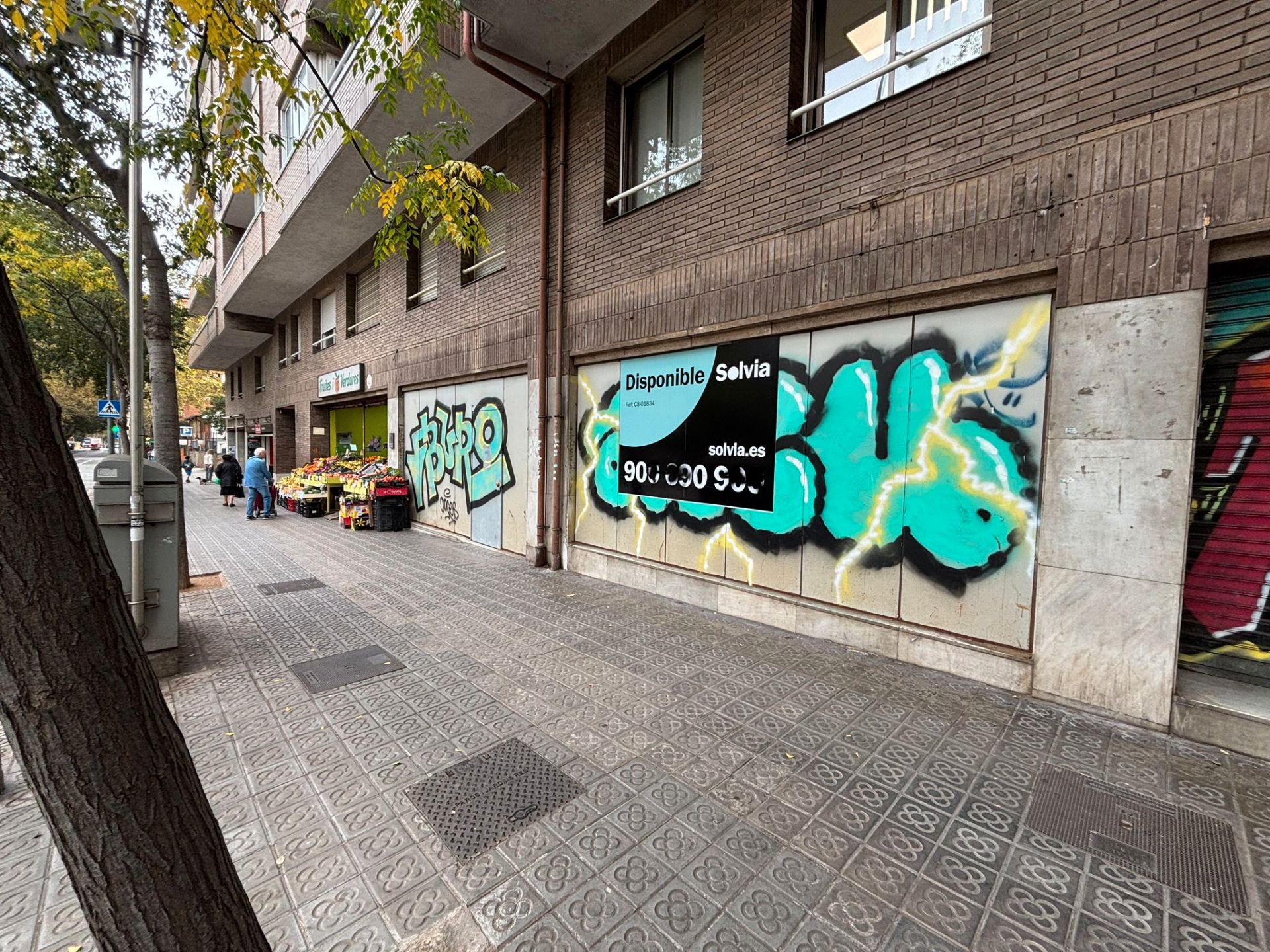 Local de lloguer a Plaça de Garrigó, 21, Vilapicina i la Torre Llobeta, Nou Barris