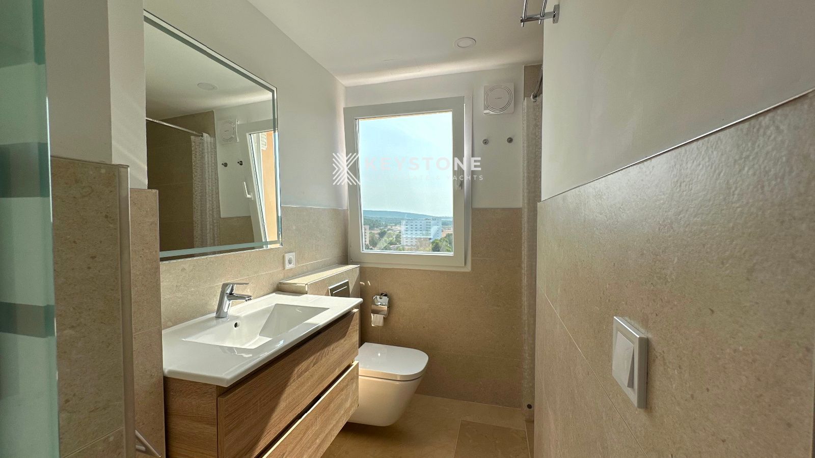 Bathroom of Flat to rent in Calvià  with Air Conditioner, Heating and Terrace