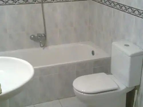 Baño de Dúplex de alquiler en Segovia con Amueblado