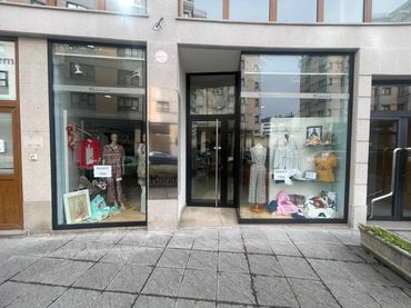 Local comercial en venta en Rúa Luis Seoane Pintor