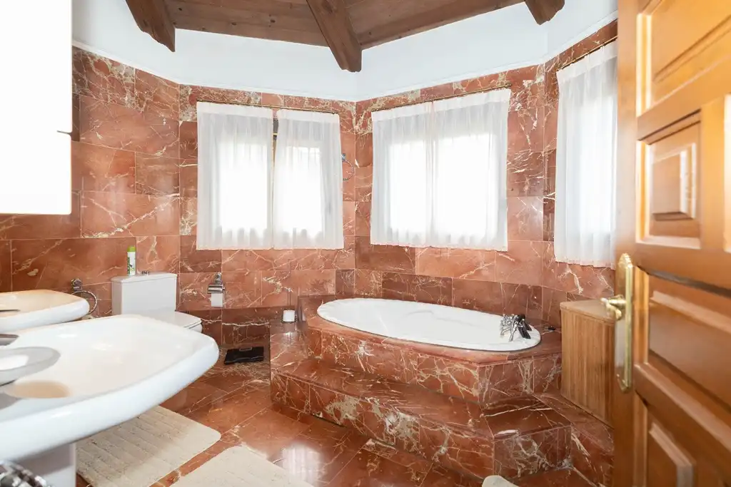 Bathroom of Houses for sale in Dénia  with Air Conditioner, Private garden and Terrace