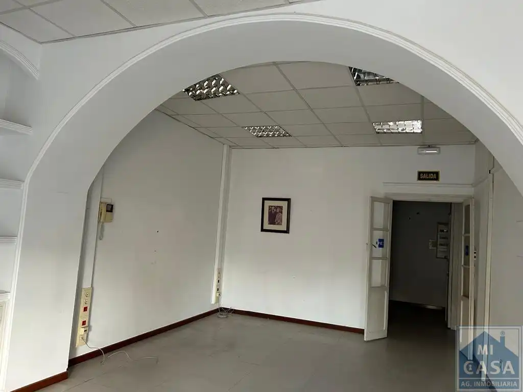 Oficina de lloguer a Centro