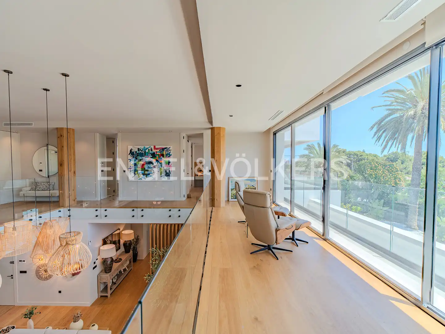 Sala d'estar de Casa o xalet en venda en Alicante / Alacant amb Aire condicionat, Calefacció i Jardí privat