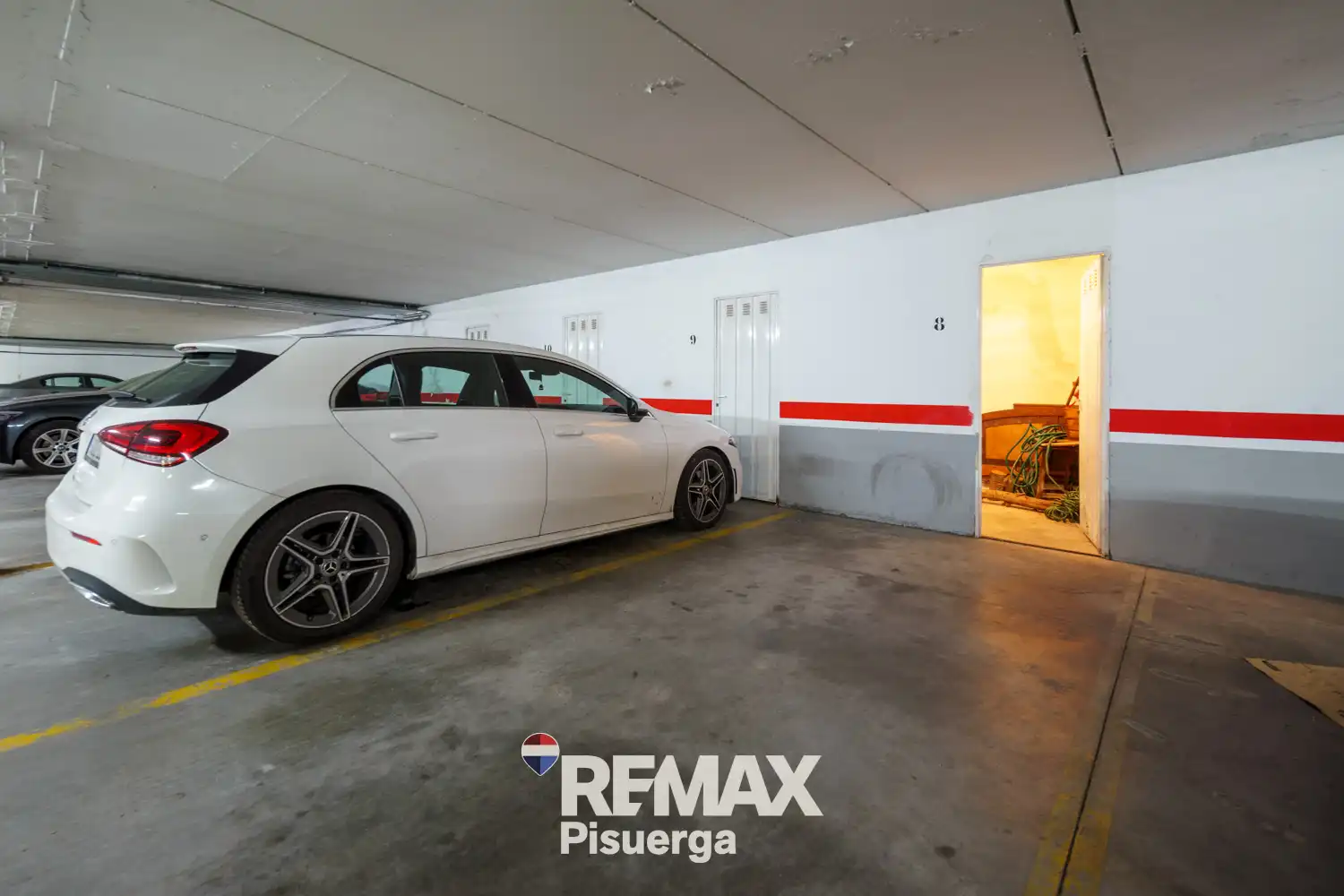 Parking de Casa o chalet en venta en Simancas con Calefacción, Terraza y Trastero
