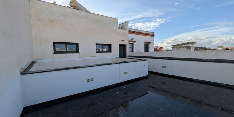 Terrassa de Casa o xalet en venda en Dos Hermanas amb Aire condicionat