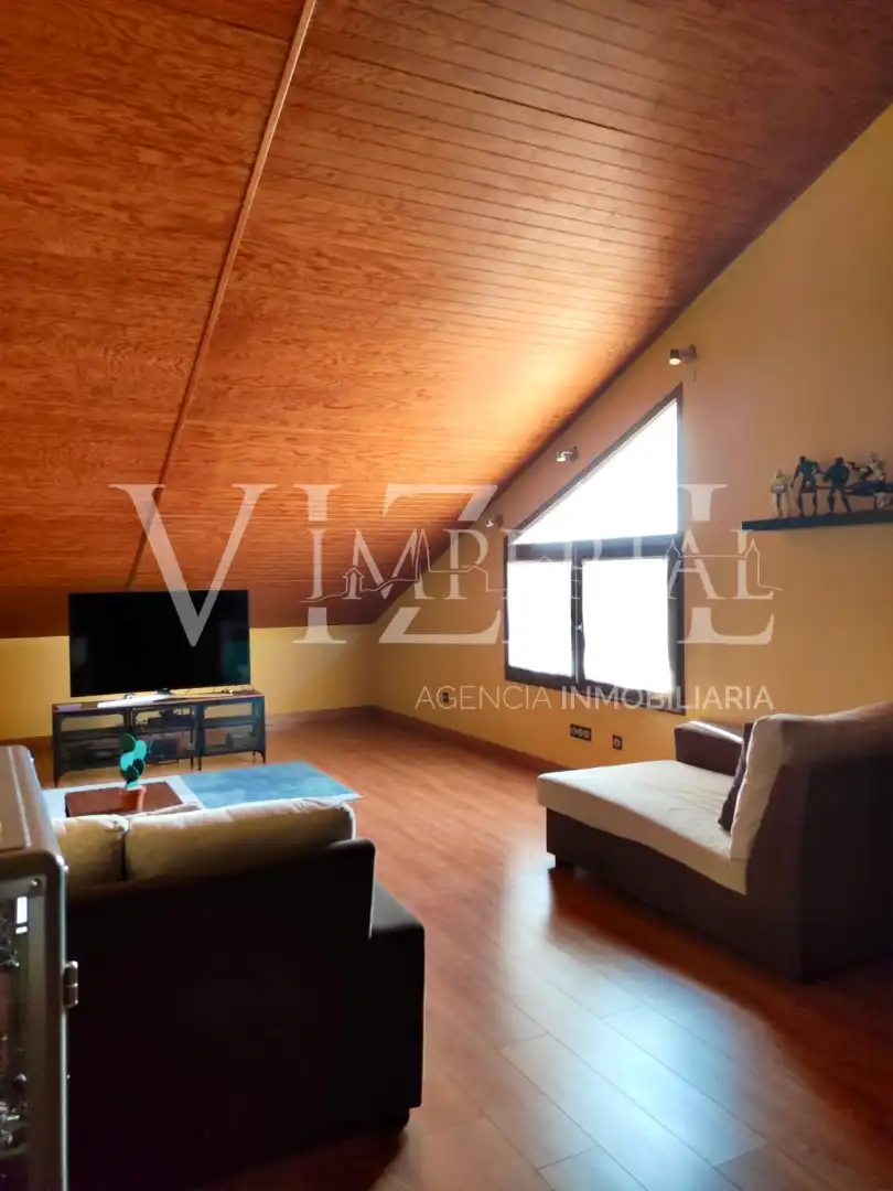 Wohnzimmer von Wohnung zum Verkauf in Ocaña mit Heizung, Privatgarten und Parkett
