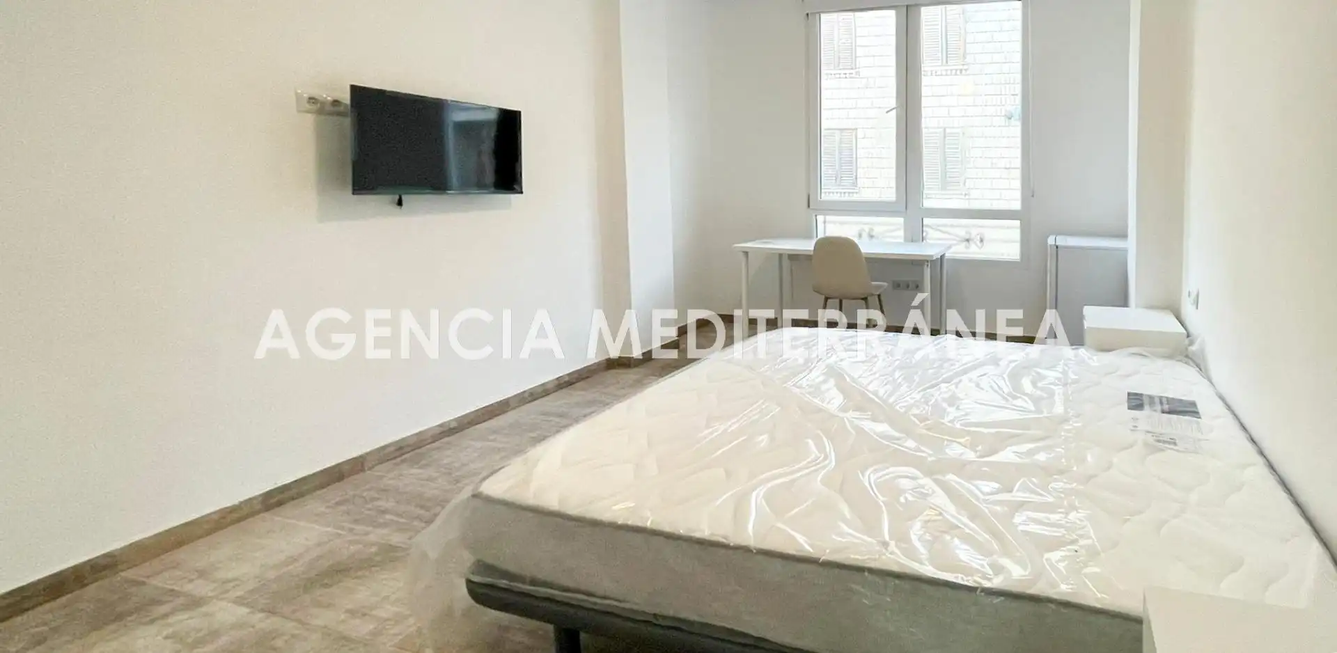 Habitación de Piso para compartir en Burjassot con Amueblado