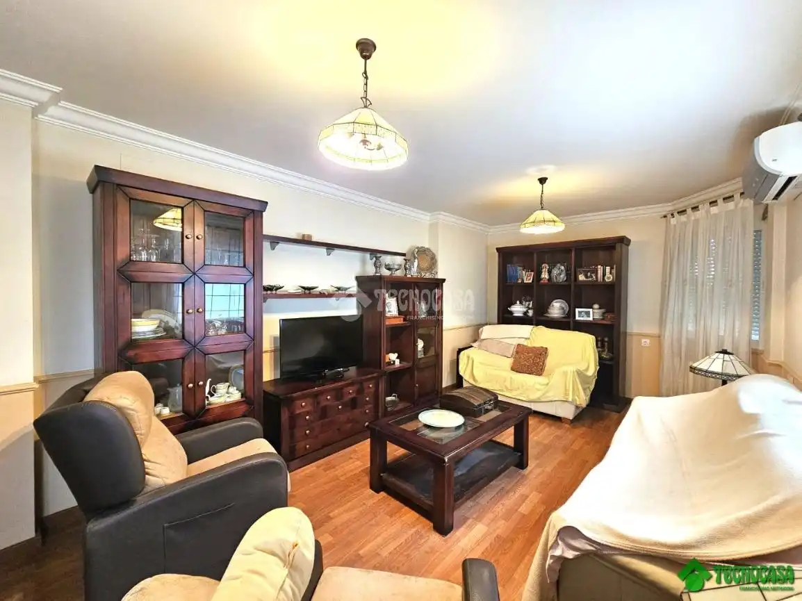 Casa adosada en venta en Pedanías - Extrarradio