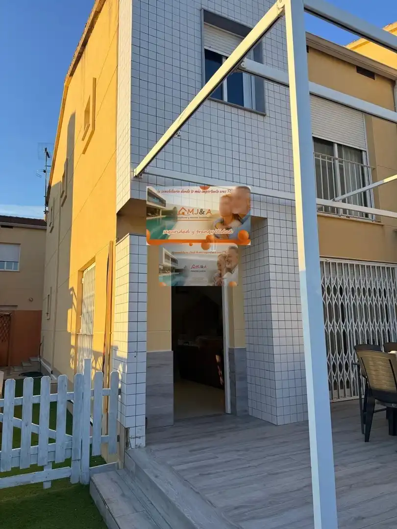 Exterior view of Detached homes for sale in Benicasim / Benicàssim  with Air Conditioner, Heating and Terrace