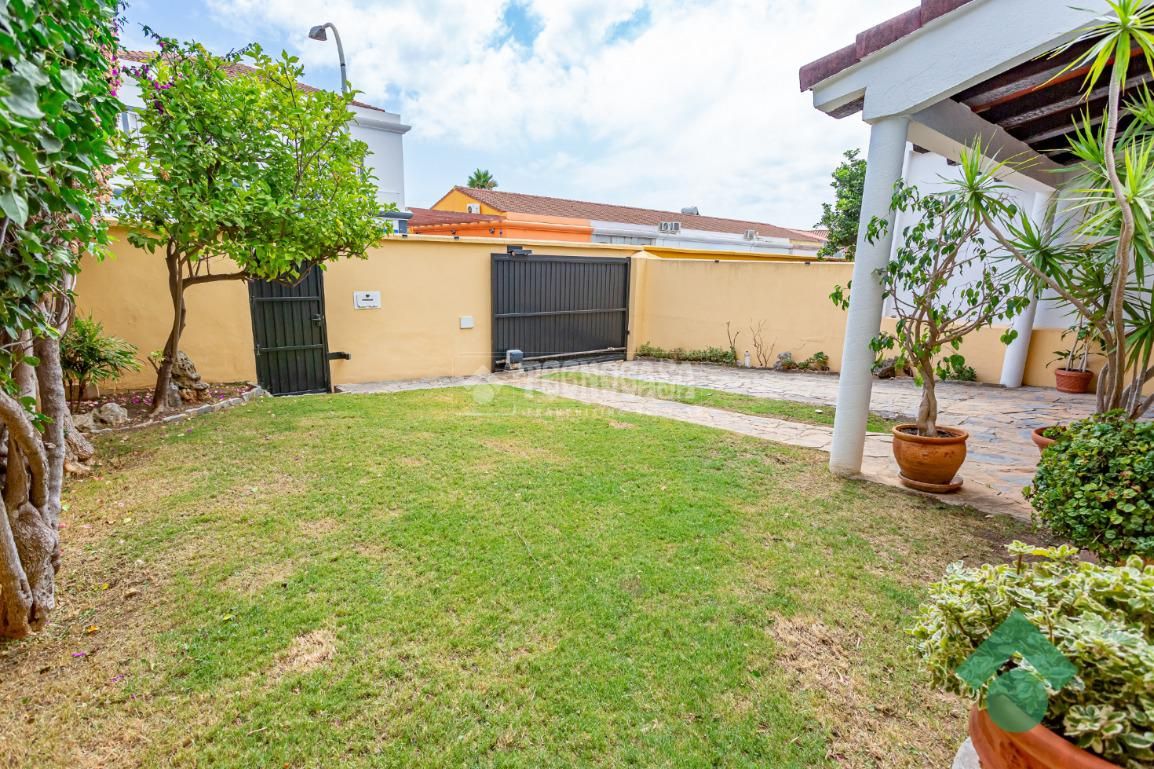 Jardín de Casa adosada en venta en Algeciras