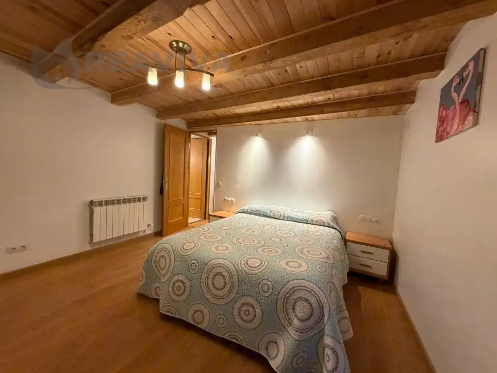 Bedroom of Houses for sale in La Seu d'Urgell  with Air Conditioner and Oven