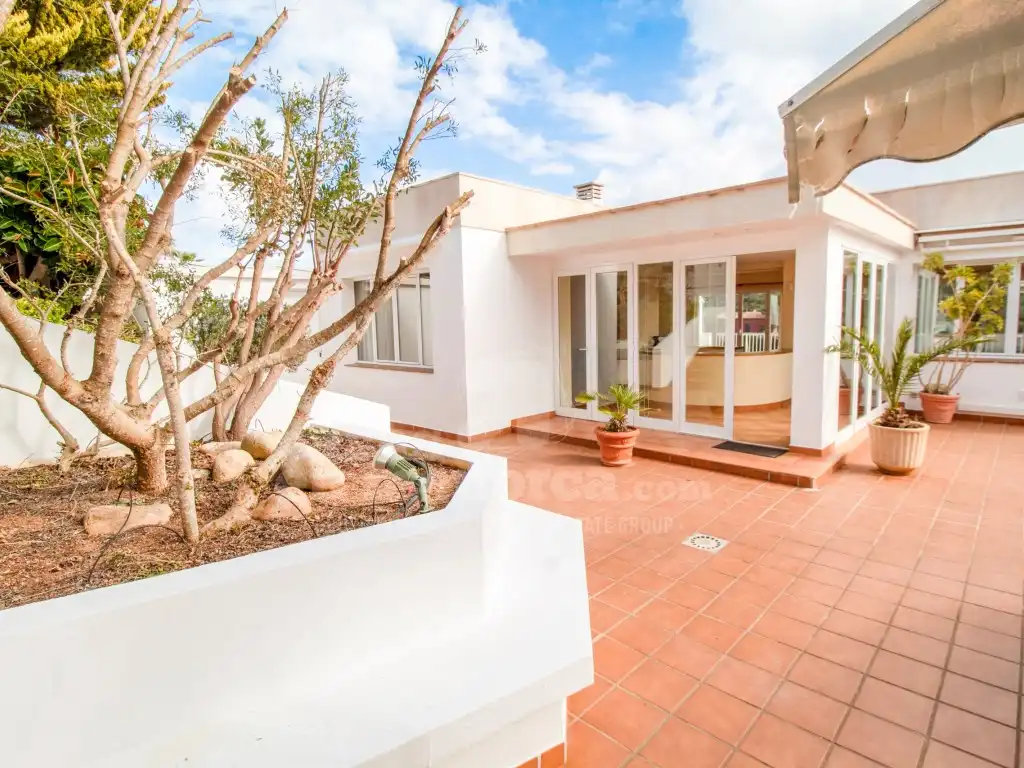 Exterior view of Houses for sale in Maó - Mahón  with Air Conditioner, Private garden and Terrace