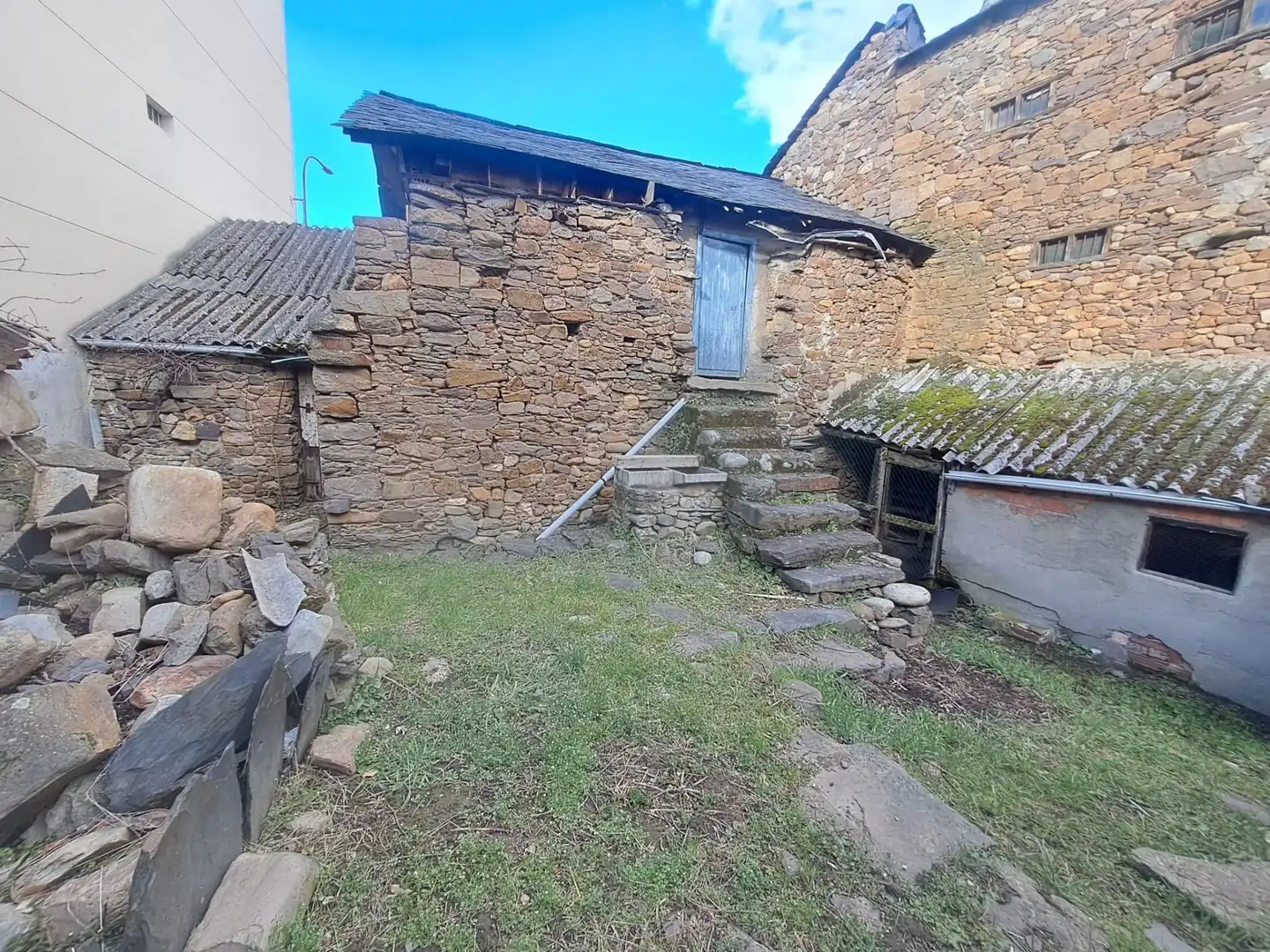 Vista exterior de Casa o xalet en venda en Toreno