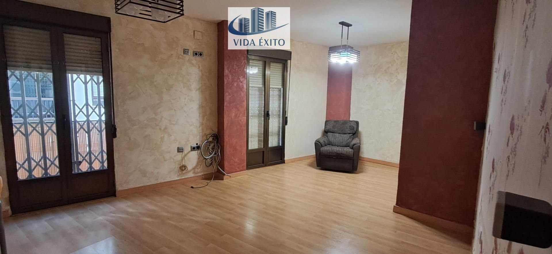 Sala d'estar de Pis en venda en  Jaén Capital amb Balcó