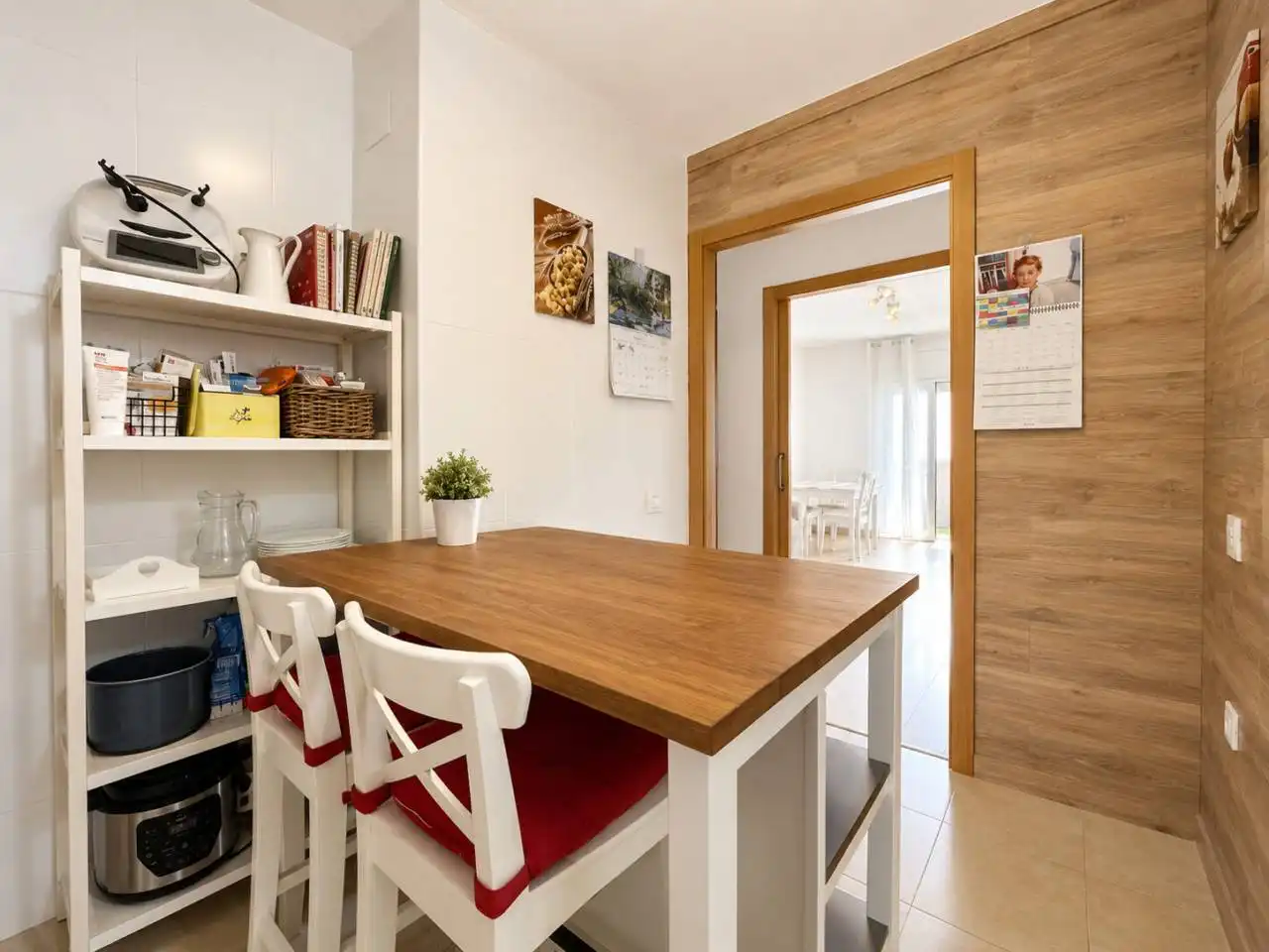 Cuina de Pis en venda en Manresa amb Calefacció, Parquet i Terrassa