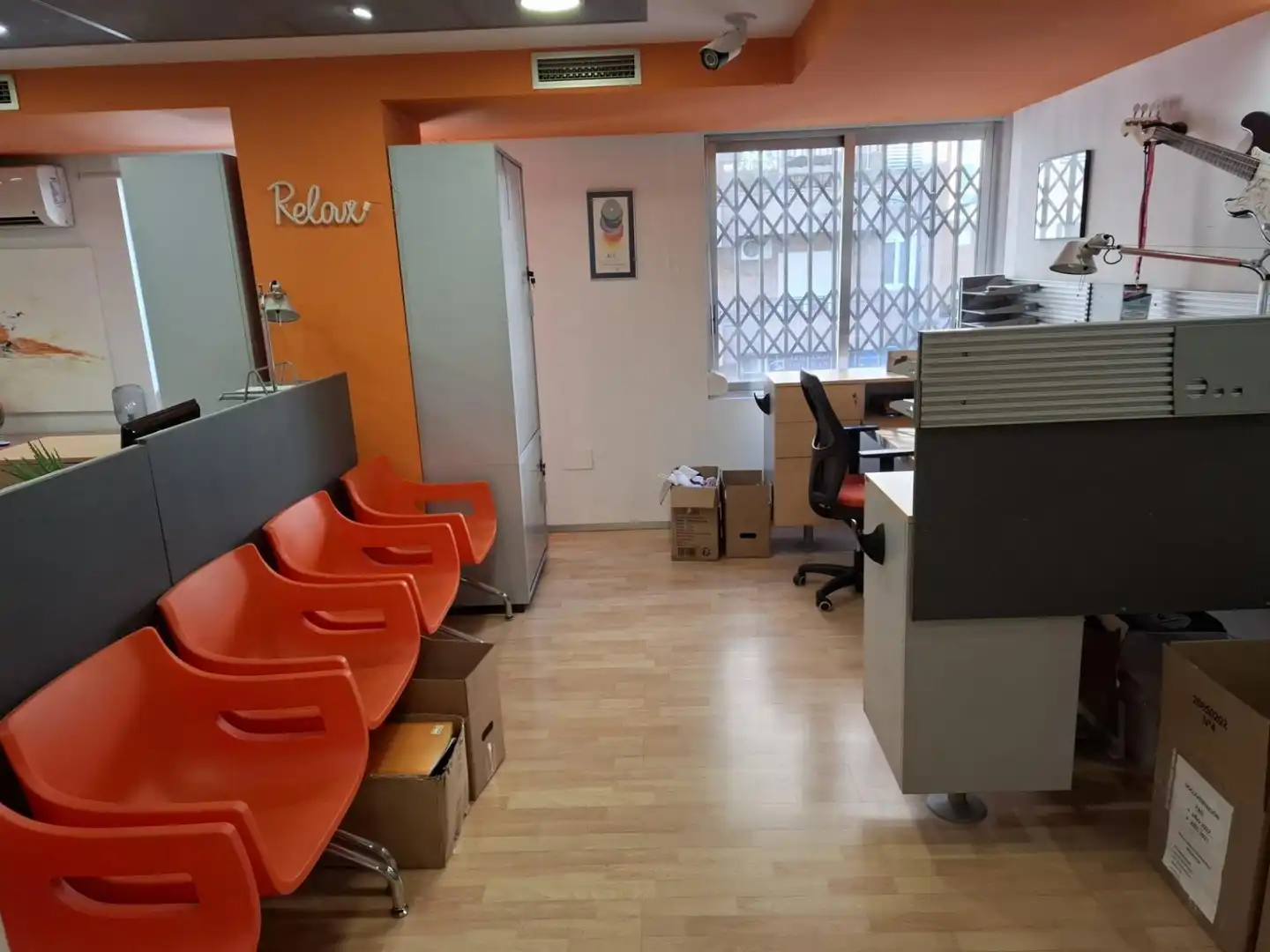 Büro zum Verkauf in Valencia mit Klimaanlage, Heizung und Möbliert