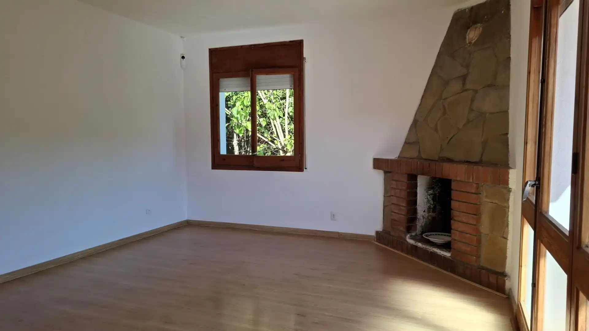 Sala de estar de Casa o chalet en venta en Vallirana con Terraza
