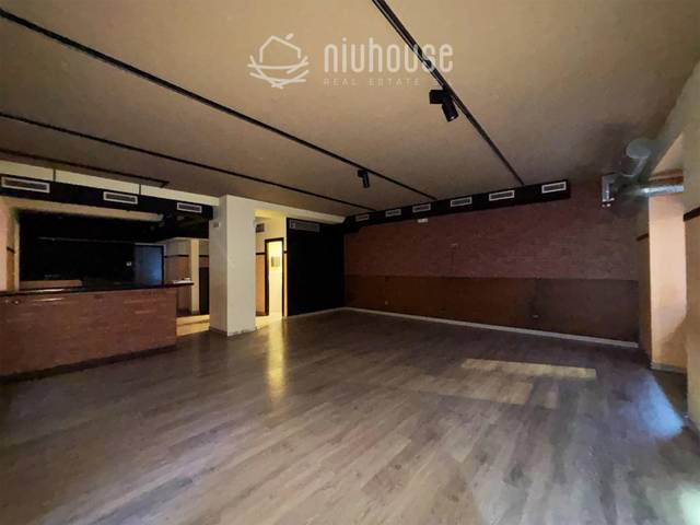 Local comercial en Alquiler en Puigcerdà