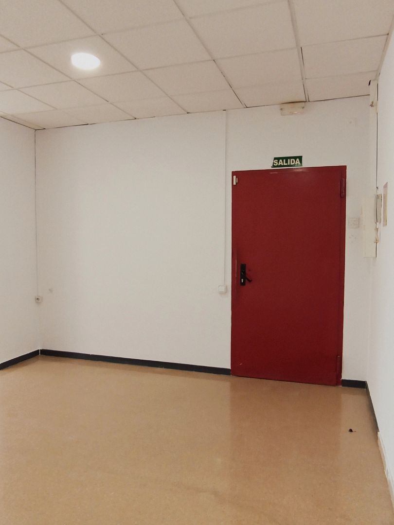 Office to rent in Cornellà de Llobregat