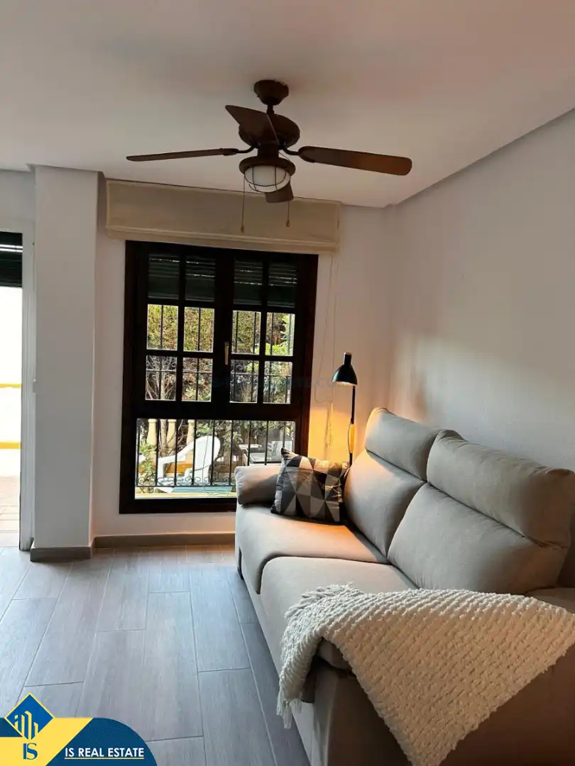 Bungalow con piscina en venta en Nueva Torrevieja - Aguas Nuevas, imagen 2