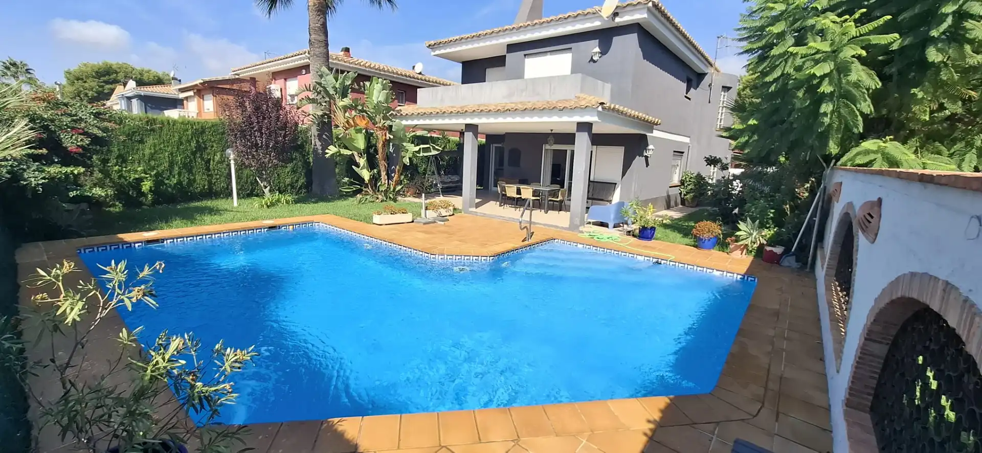 Piscina de Casa o chalet en venta en Benicasim / Benicàssim con Calefacción, Jardín privado y Terraza