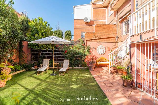 Casa adosada en Venta en Calle Andrómeda en Aravaca