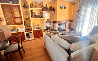 Living room of Single-family semi-detached for sale in Las Gabias  with Air Conditioner, Heating and Storage room