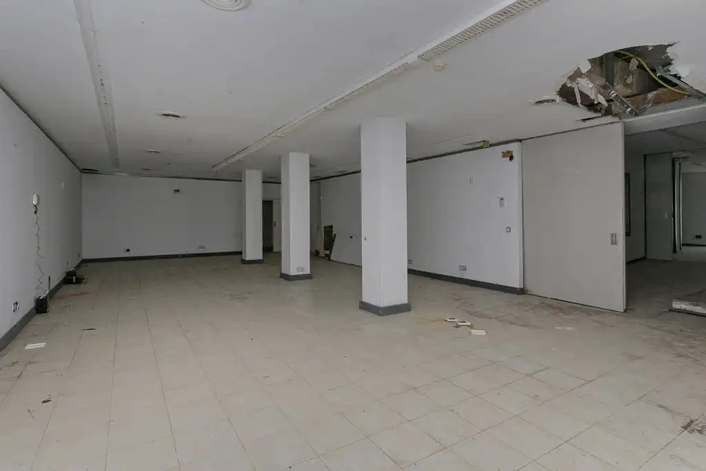 Local comercial en venda a Rambla de Modolell 45, imagen 3