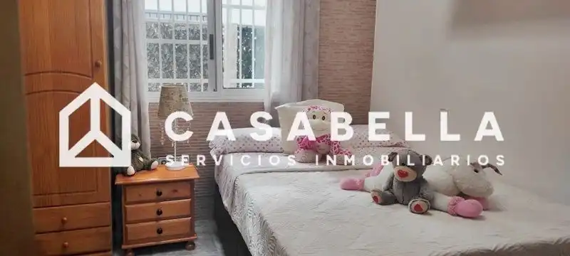 Habitación de Casa o chalet en venta en Paterna con Calefacción, Jardín privado y Terraza