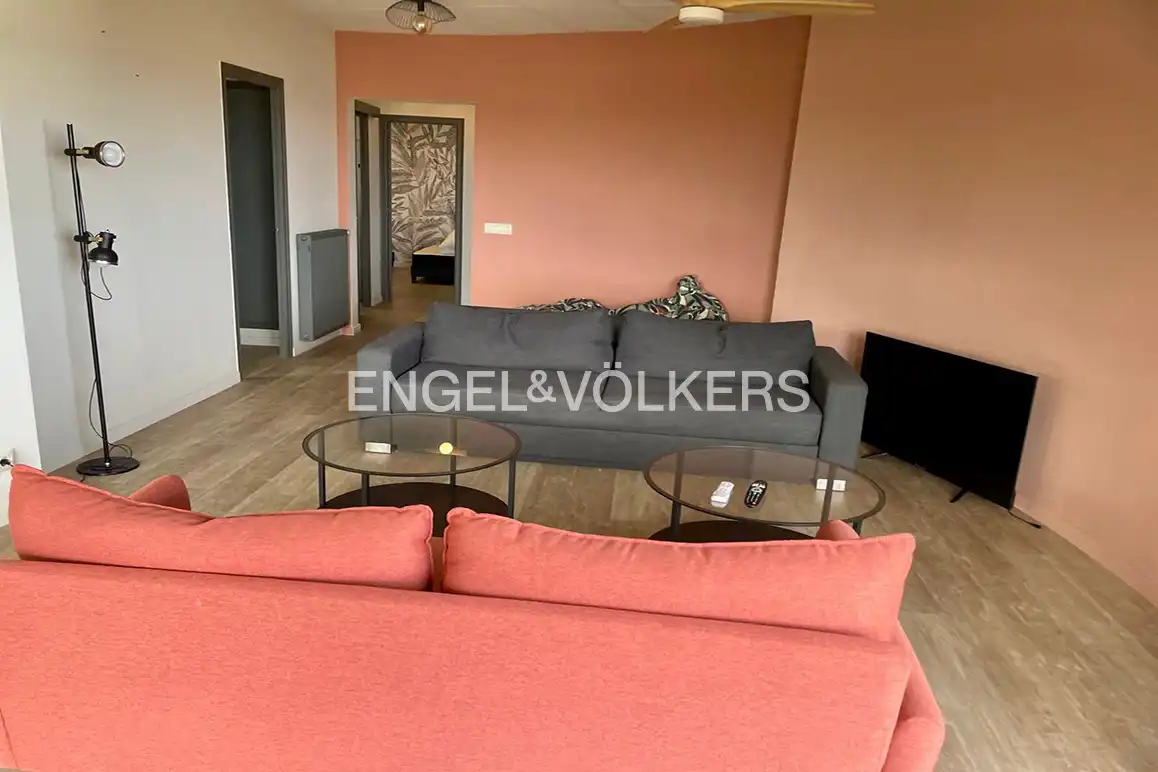 Sala d'estar de Casa o xalet en venda en Llançà amb Calefacció, Jardí privat i Terrassa