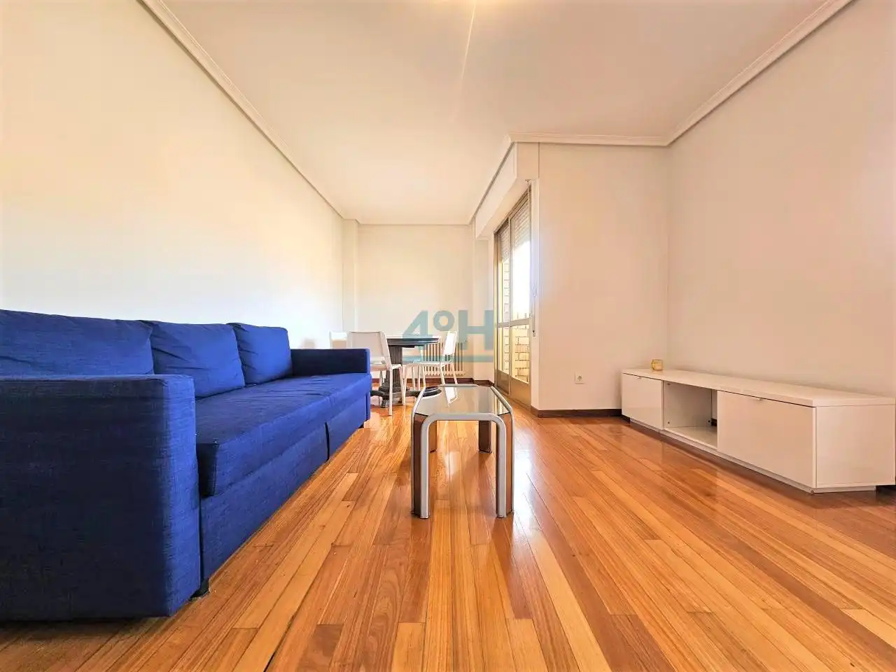 Living room of Study for rent in Ourense Capital   with Heating, Storage room and Furnished