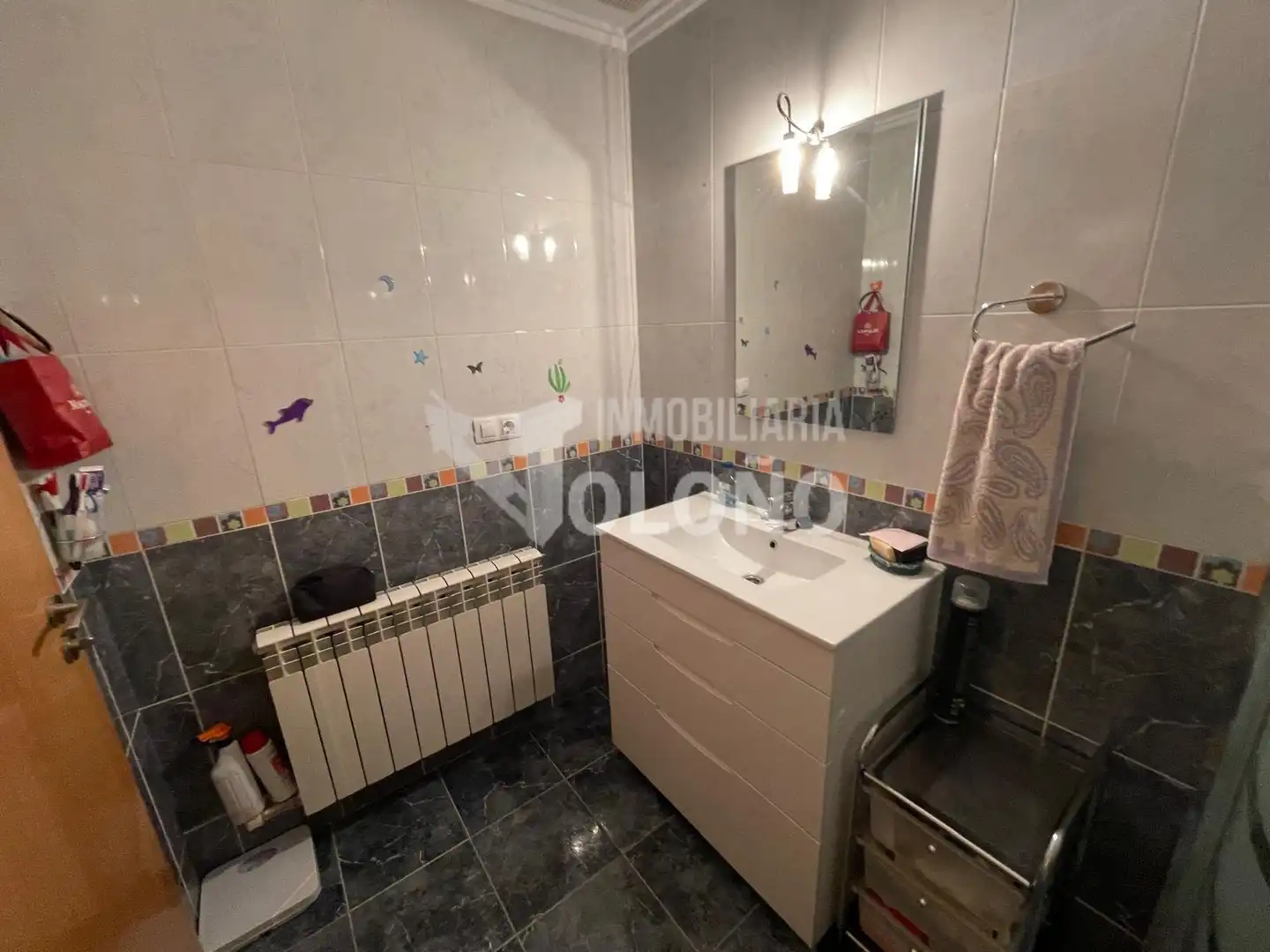Baño de Apartamento en venta en Castañares de Rioja con Calefacción, Parquet y Terraza