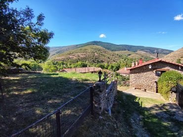 Casa con jardín en venta en Agrupación Zaldierna 36