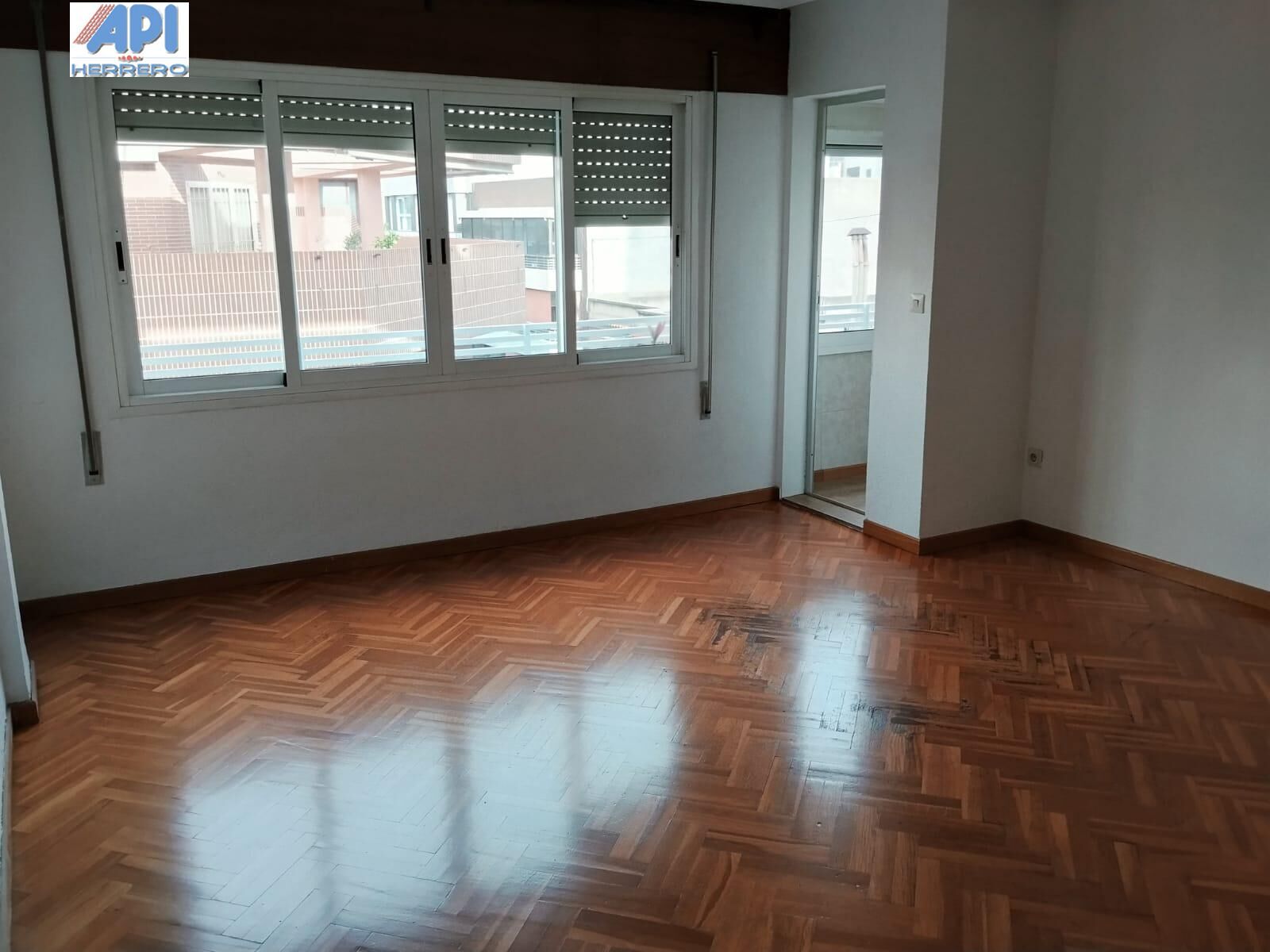 Flat to rent in Ensanche - Diputación, Centro