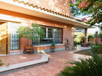 Garden of House or chalet for sale in  Sevilla Capital  with Air Conditioner, Heating and Private garden