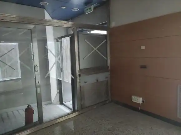 Local comercial en venta en Calle de Rafael Alberti 11, imagen 6