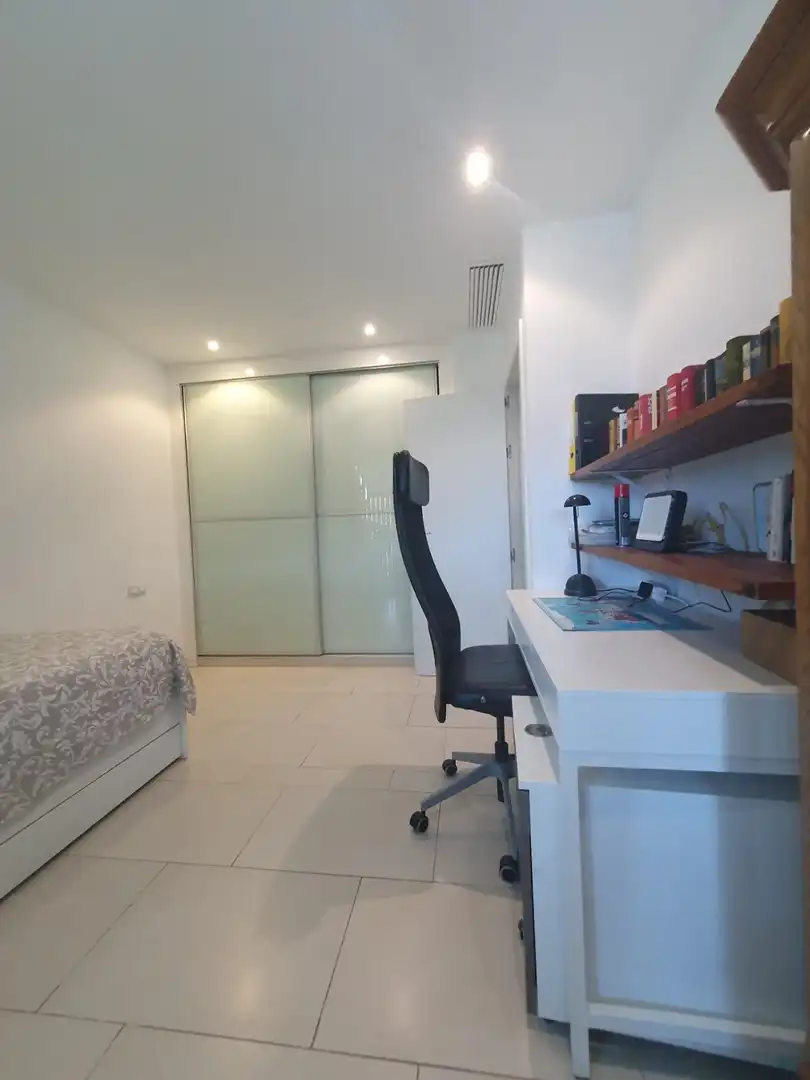 Dormitori de Apartament de lloguer en Arona amb Aire condicionat, Terrassa i Moblat