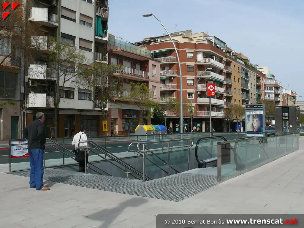 Vista exterior de Residencial en venta en Barcelona