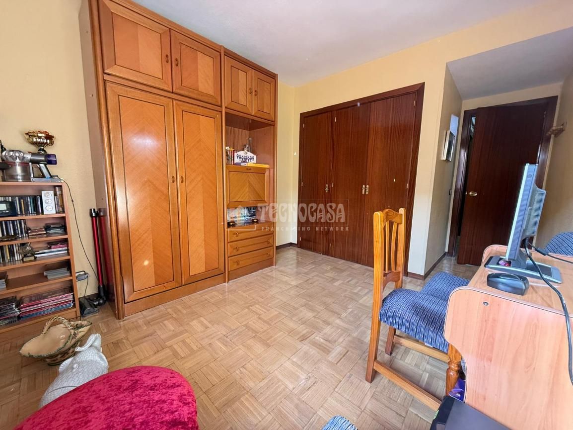 Flat for sale in  Madrid Capital