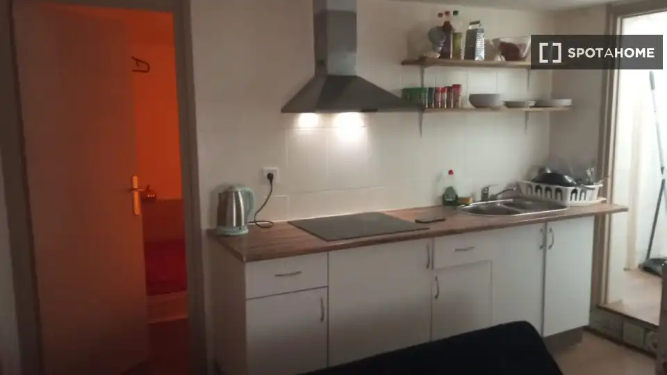 Kitchen of Flat for rent in Barcelona  with Air Conditioner, Heating and Furnished