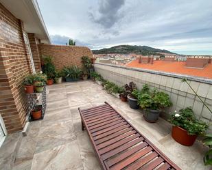 Terrassa de Dúplex en venda en Castro-Urdiales amb Calefacció, Parquet i Terrassa