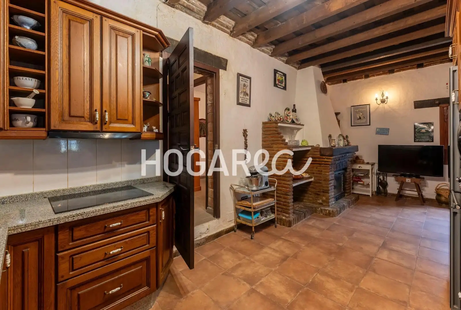 Cocina de Finca rústica en venta en Alcaucín con Jardín privado, Terraza y Piscina