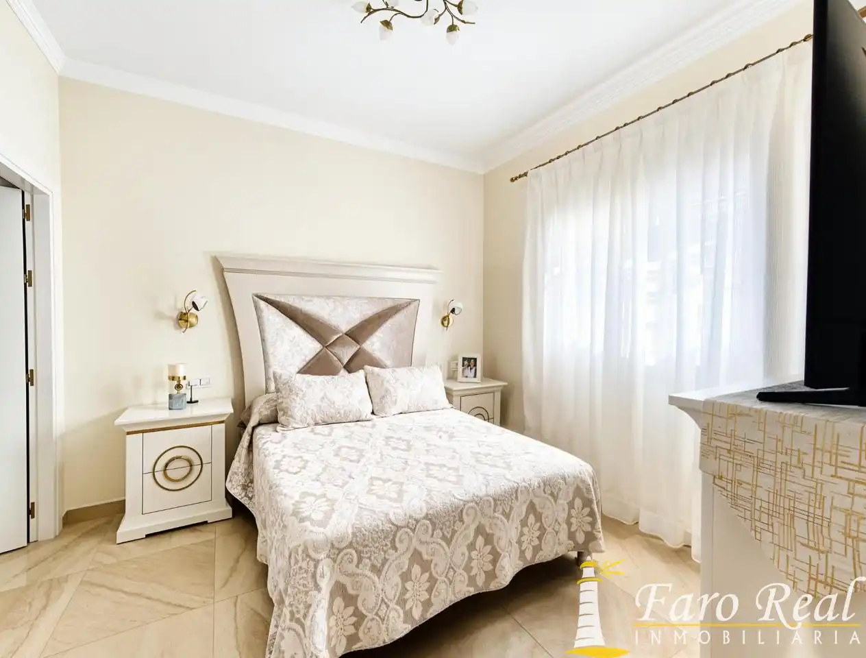 Dormitori de Casa o xalet en venda en Sanlúcar de Barrameda amb Aire condicionat, Terrassa i Moblat